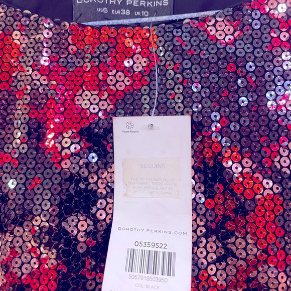 Embellished Sequin round neck party top by Dorothy Perkins brand new with tag - Picture 3 of 10